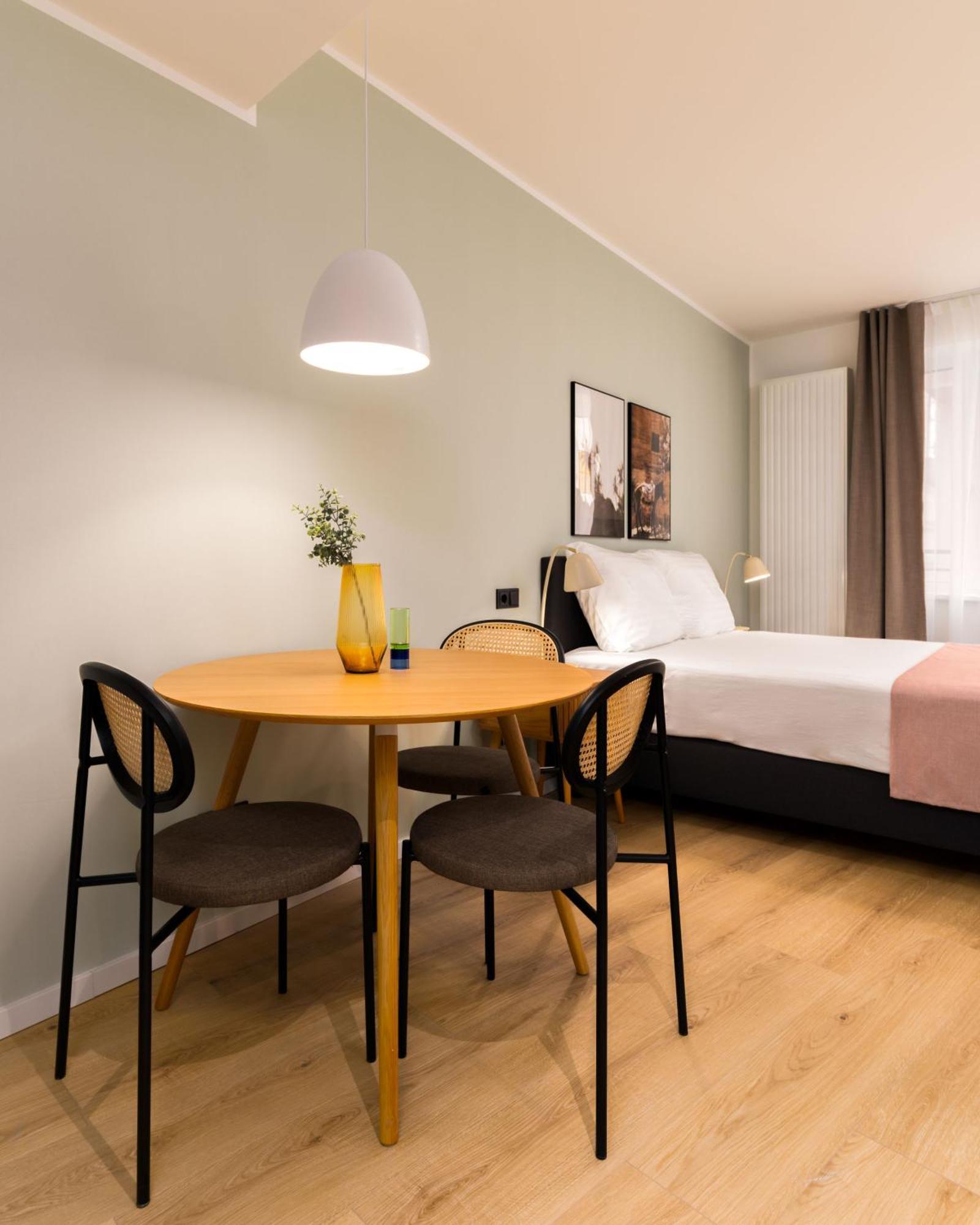 Limehome Vienna Favoritenstr. Viena Quarto foto