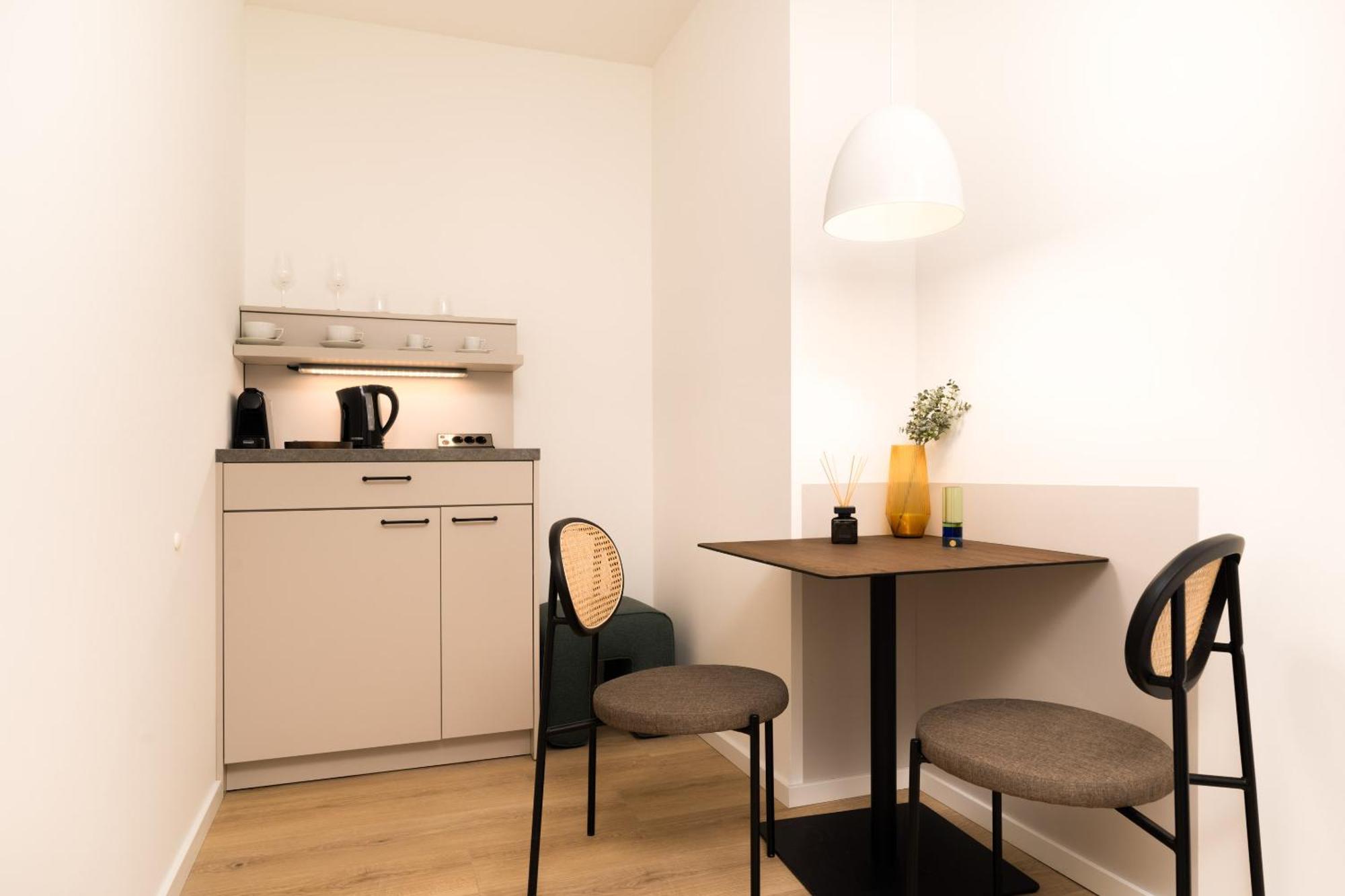 Limehome Vienna Favoritenstr. Viena Quarto foto